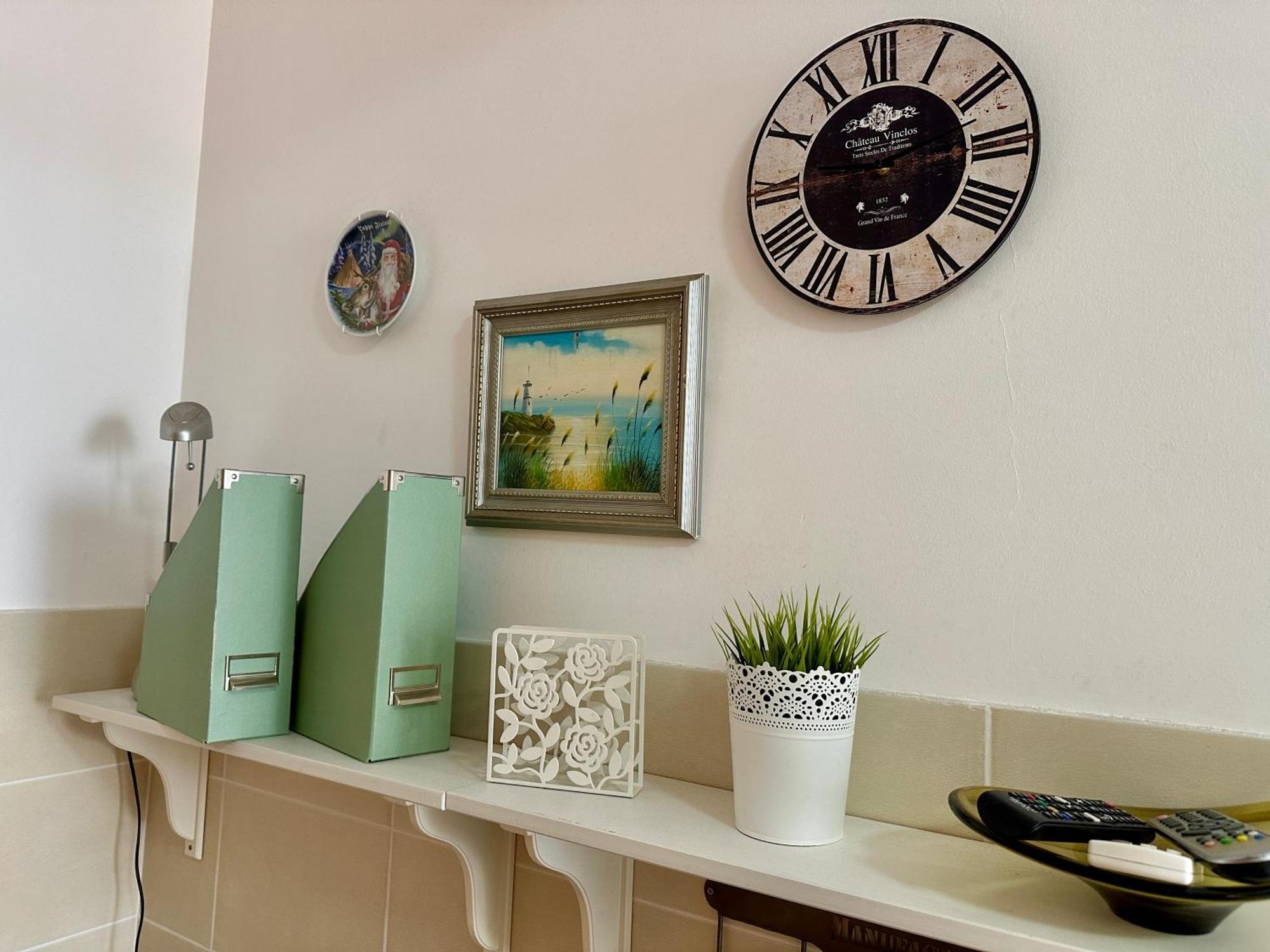 Apartment Happy Time